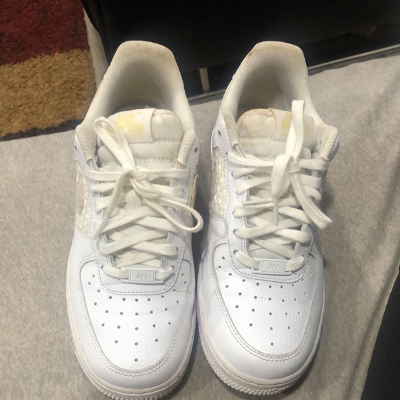 NIKE AIRFORCE 1s - Picture 2 of 4